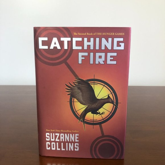 Catching Fire (The Hunger Games) Pre-Owned Book. - Picture 3 of 11